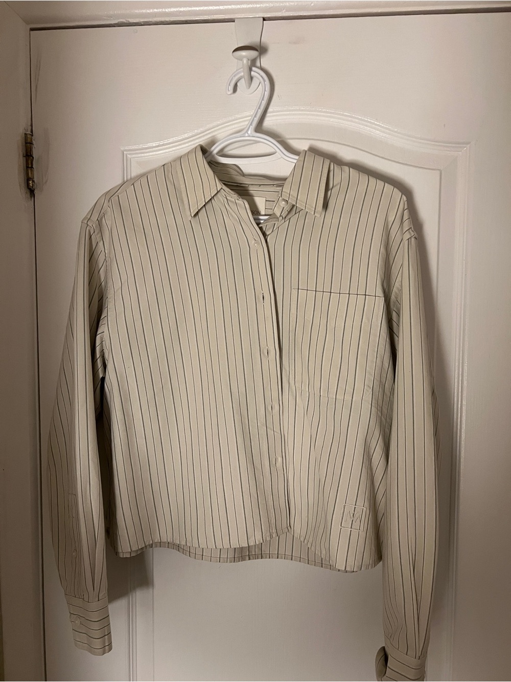 uniqlo JW anderson top (medium)